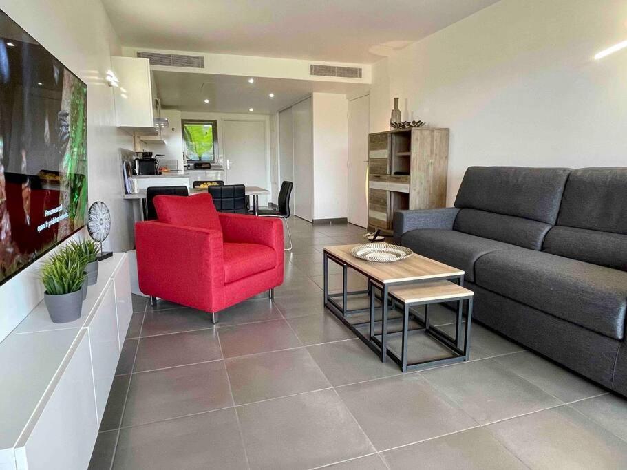 Superbe Appartement, Piscine, Vue Mer Et Montagnes Antibes Exteriör bild