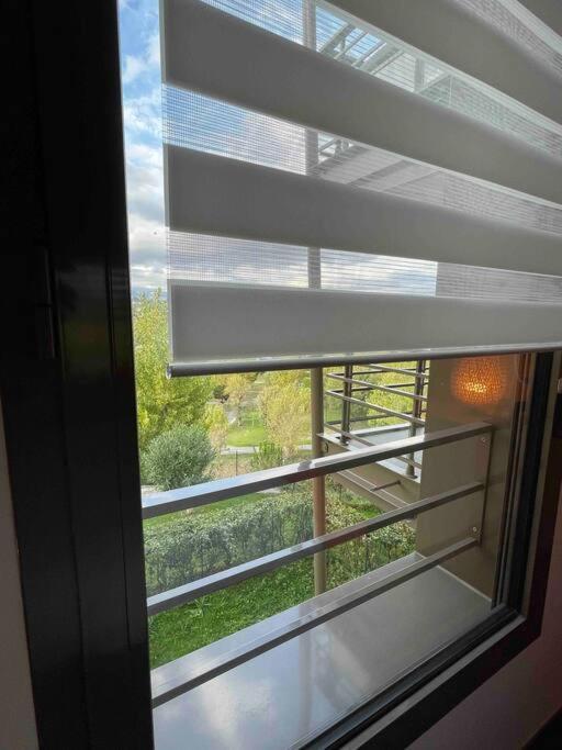 Superbe Appartement, Piscine, Vue Mer Et Montagnes Antibes Exteriör bild